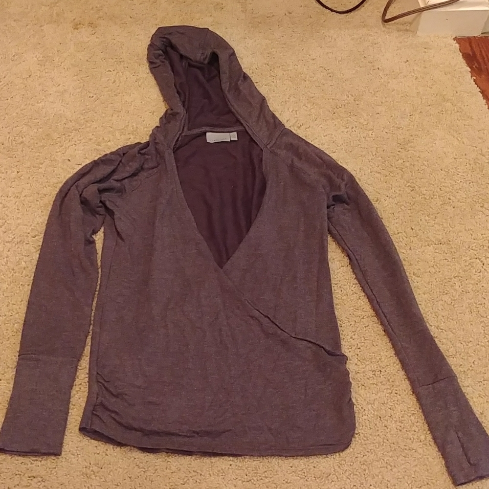 Athleta woman shirt size xs